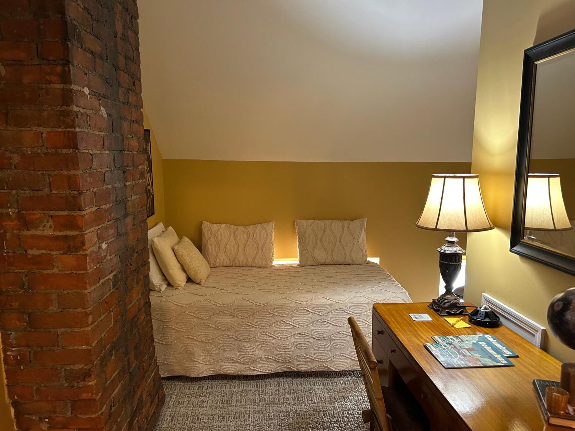 50 Lincoln Short North Bed & Breakfast Колумбус Екстер'єр фото